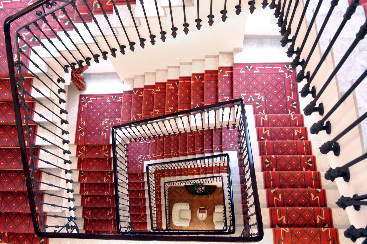Grand Hotel Des Ambassadeurs Menton Exterior foto